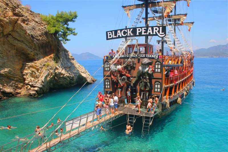Black Pearl Ölüdeniz Tekne Turu